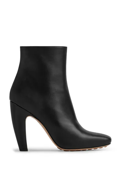 Bottega Veneta Canalazzo Heeled Ankle Boots In Black