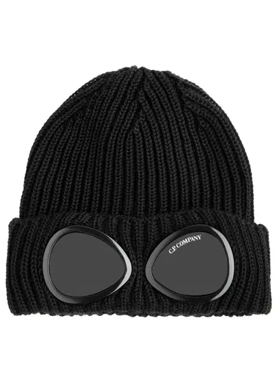 C.p. Company Goggles Ribbed Wool Beanie In Black