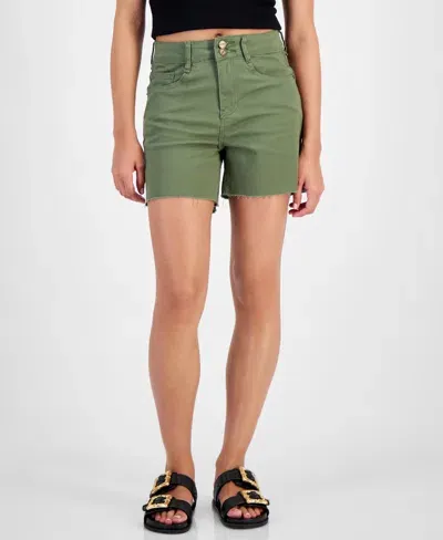 Dollhouse Juniors' High-rise Frayed-hem Midi Shorts In Forest