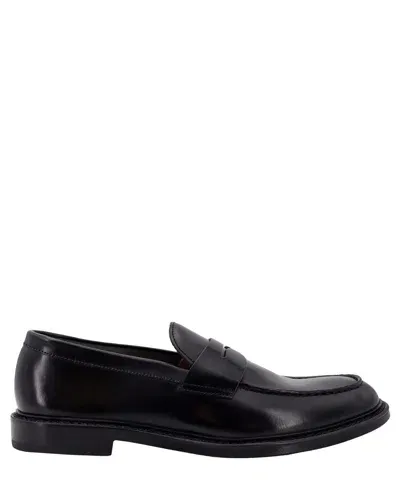 Doucal's Loafers In Black