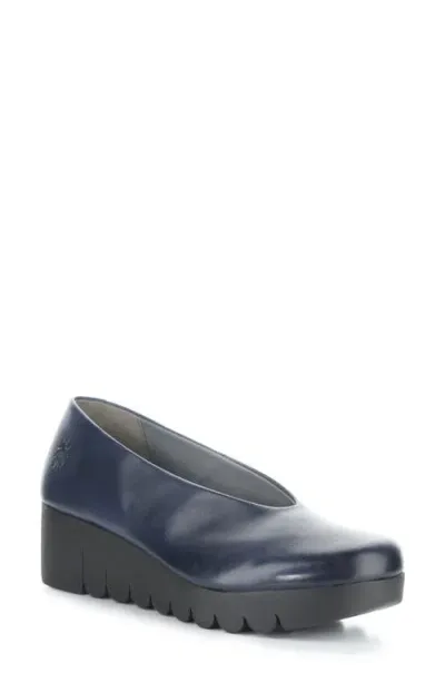 Fly London Voly200fly Wedge Pump In Navy Burn