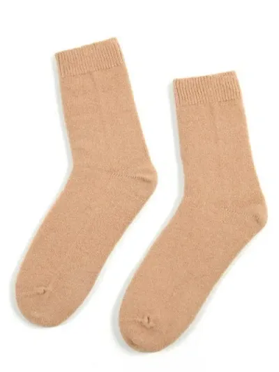 Gobi Cashmere Basic Socks In Brown