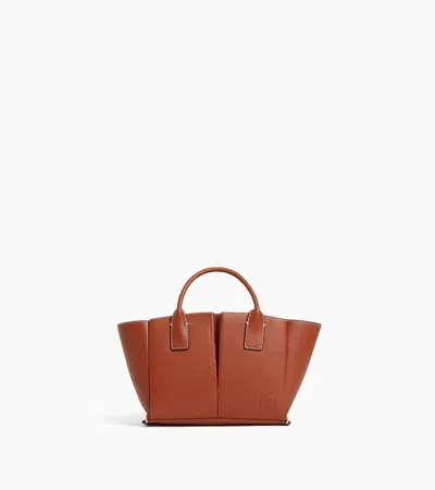 Le Tanneur Elena Small Tote Bag In Grained Leather In Brown