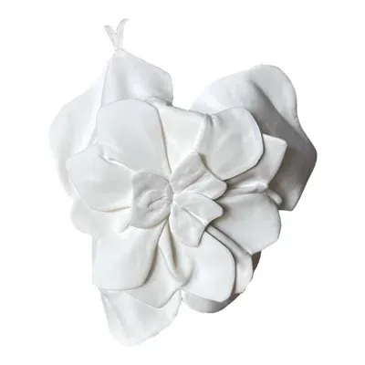 London Atelier Byproduct Women's White Flower Top With Asymmetric Strap & Criss Cross Back