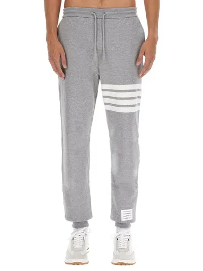 Thom Browne 4bar Stripe Print Jogging Pants In Grau 1