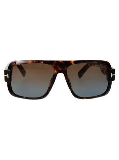 Tom Ford Sunglasses In 52f Avana Scura / Marrone Grad