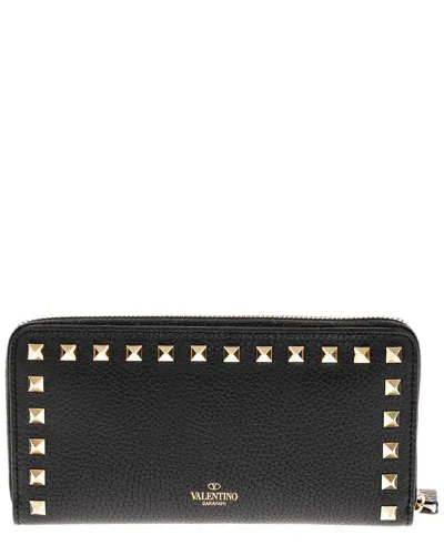 Valentino Garavani Valentino Rockstud Grainy Leather Zip Around Wallet In Blue