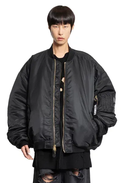 Vetements X Alpha Industries Reversible Bomber Jacket In Black